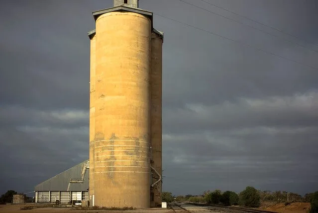 Silo de concreto para armazenagem de grãos